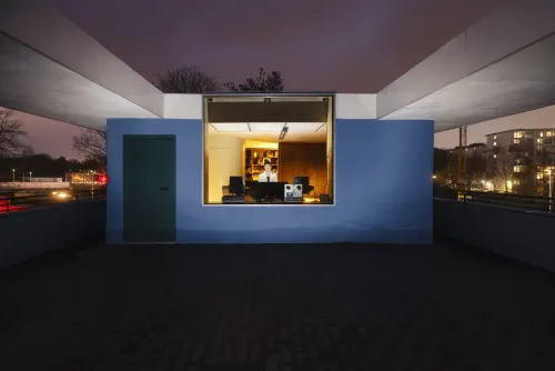 bauhaus studio hamburg view from outside